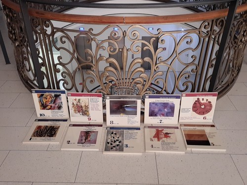 Top near mint vinyl - 30,